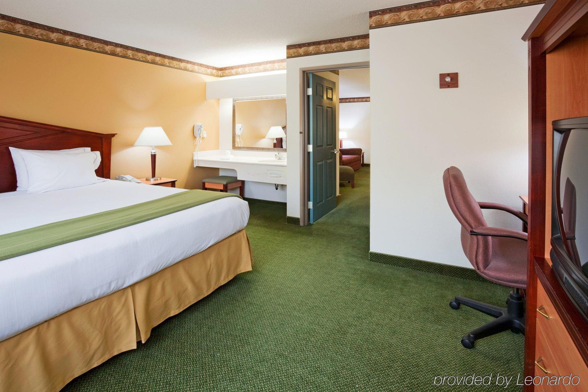 Holiday Inn Express Hotel & Suites Minneapolis-Golden Valley, An Ihg Hotel Cameră foto